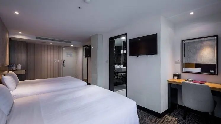 Dört Kişilik Oda, 2 Çift Kişilik Yatak