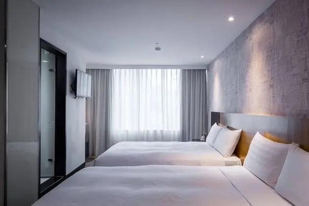 Dört Kişilik Oda, 2 Çift Kişilik Yatak