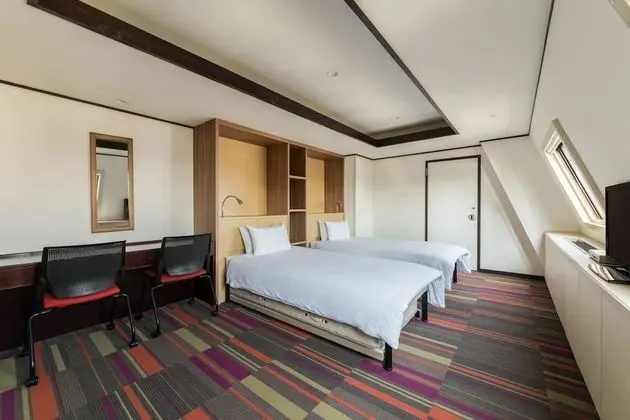 Deluxe Üç Kişilik Oda, Sigara İçilmez