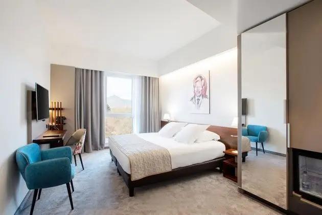 Executive Oda, 1 En Büyük (King) Boy Yatak, Sigara İçilmez (Converts to 2 Twin Beds)