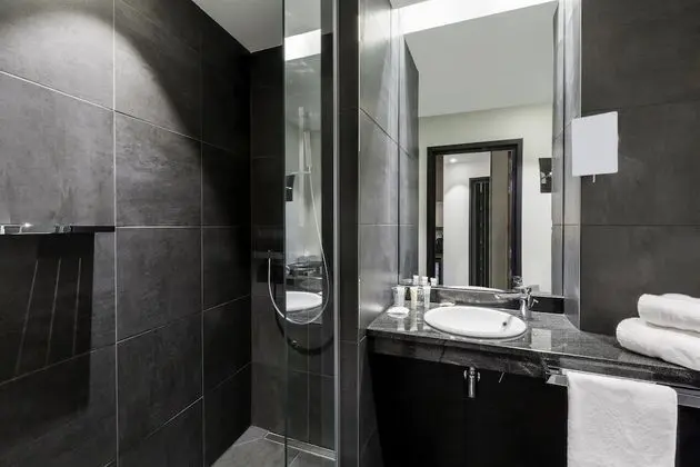 Executive Oda, 1 En Büyük (King) Boy Yatak, Sigara İçilmez (Converts to 2 Twin Beds)