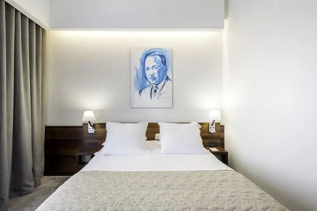 Standard Oda, 1 Büyük (Queen) Boy Yatak, Sigara İçilmez