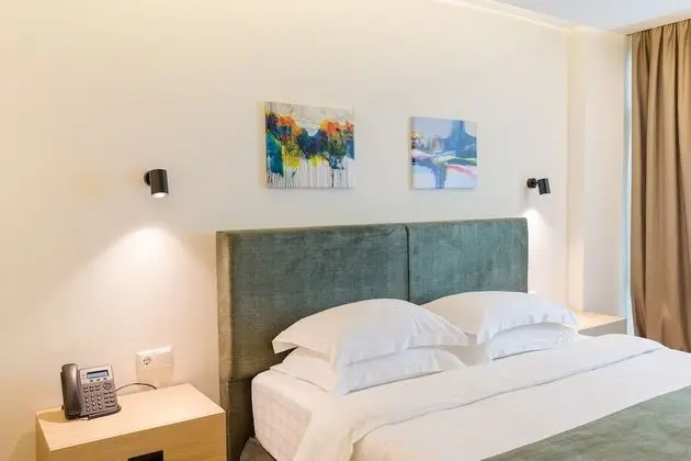 Standard Oda, 1 En Büyük (King) Boy Yatak, Sigara İçilmez, Balkon