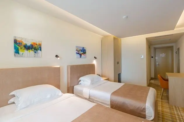Standard Oda, 1 En Büyük (King) Boy Yatak, Sigara İçilmez, Balkon