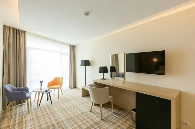 Standard Oda, 1 En Büyük (King) Boy Yatak, Sigara İçilmez, Balkon
