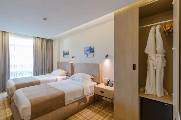Standard Oda, 2 Tek Kişilik Yatak, Sigara İçilmez, Balkon