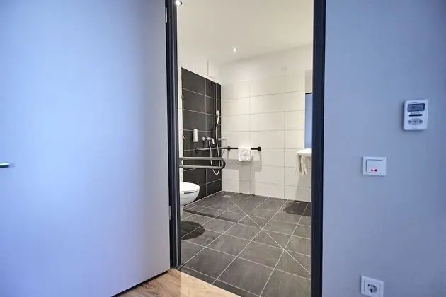 Classic Oda, 1 Büyük (Queen) Boy Yatak