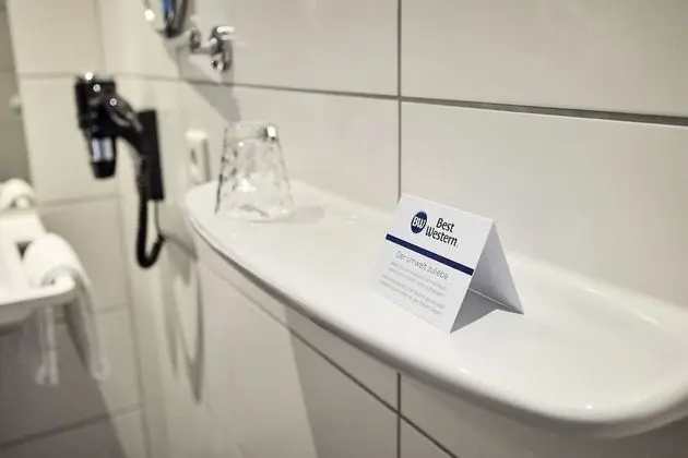 Classic Oda, 1 Büyük (Queen) Boy Yatak