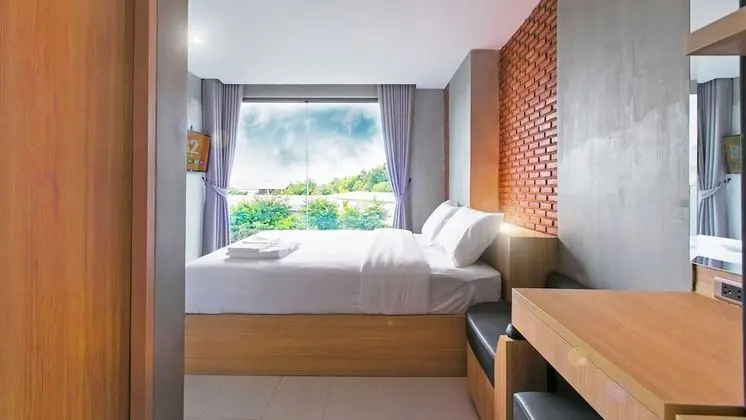 Deluxe Tek Büyük Yataklı Oda