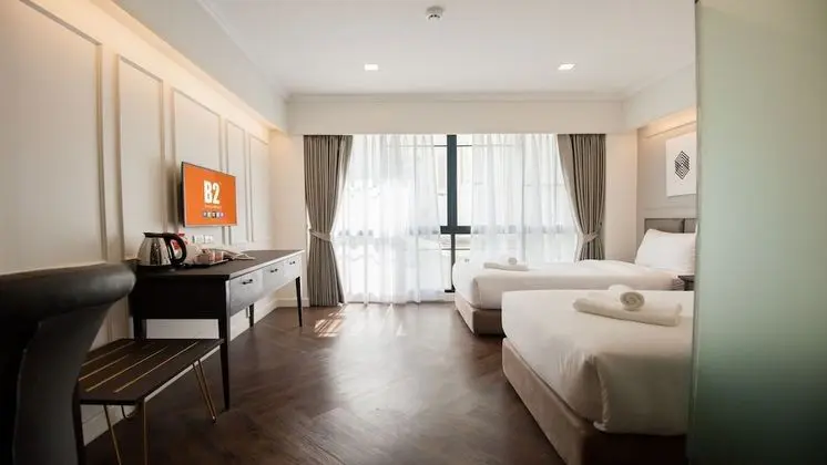 Luxury Oda