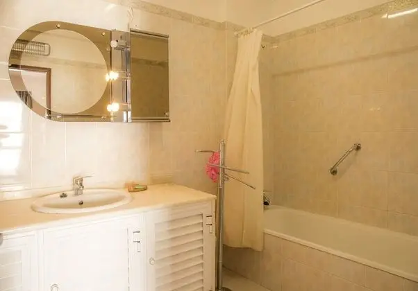 Apart Daire, 2 Yatak Odası, Balkon