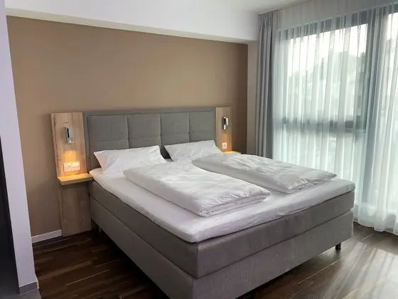 Comfort Tek Büyük Yataklı Oda