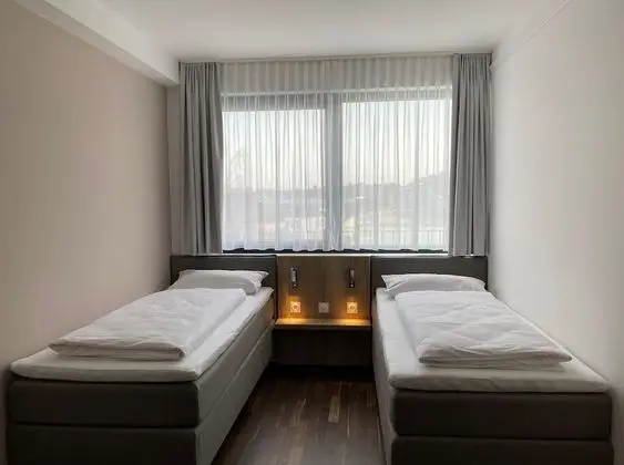 Comfort Tek Büyük Yataklı Oda