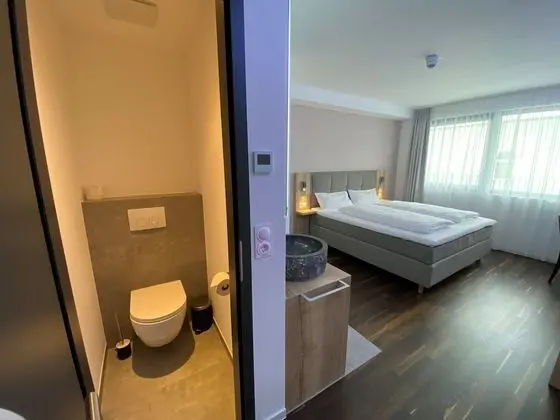 Comfort Tek Büyük Yataklı Oda