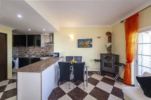 Apart Daire, 2 Yatak Odası, Deniz Manzaralı