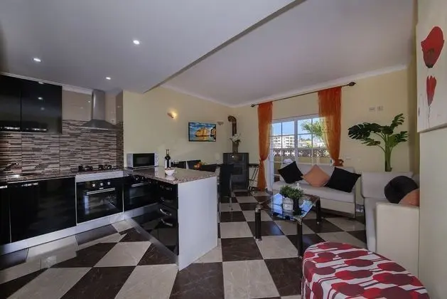 Apart Daire, 2 Yatak Odası, Deniz Manzaralı