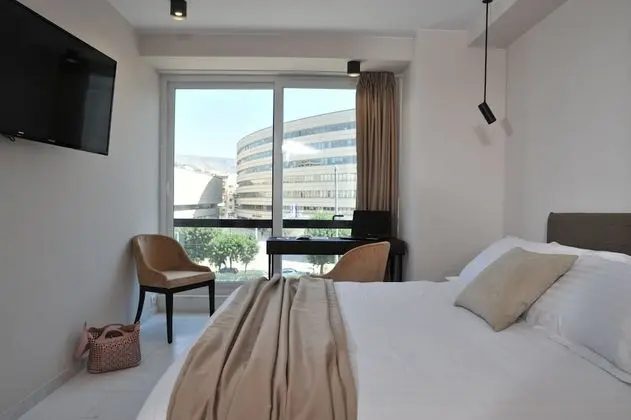Comfort Tek Büyük veya İki Ayrı Yataklı Oda