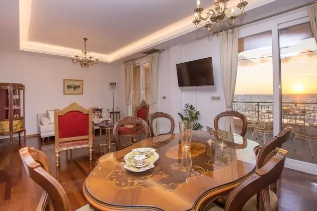 Apart Daire, 2 Yatak Odası, Deniz Manzaralı