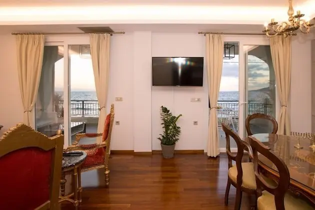 Apart Daire, 2 Yatak Odası, Deniz Manzaralı