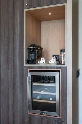 Classic Tek Büyük veya İki Ayrı Yataklı Oda, Küvet