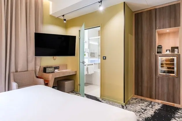 Classic Tek Büyük veya İki Ayrı Yataklı Oda (With Shower)