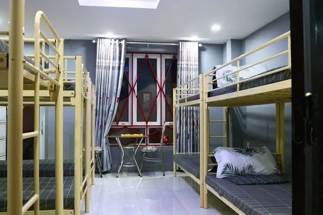 Ortak Ranzalı Oda, Sadece kadınlar için