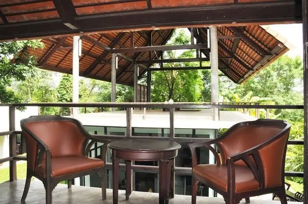 Twin Room with balcony