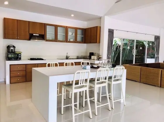 4 Bedrooms Private Pool Villa