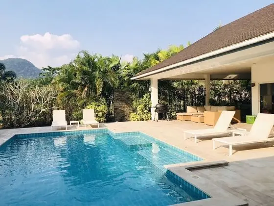 4 Bedrooms Private Pool Villa