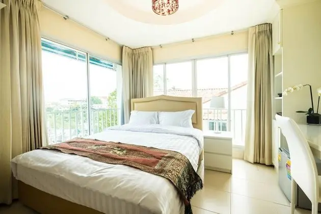 Deluxe Tek Büyük Yataklı Oda