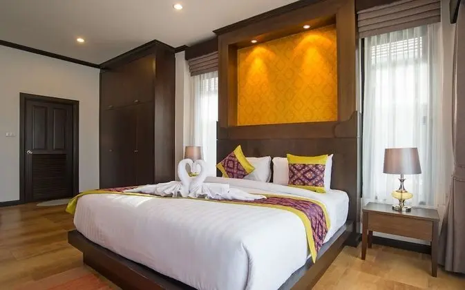 3 bedrooms Luxury Villa