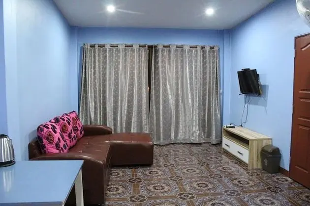 Family Room for 6