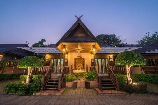Deluxe Kır Evi