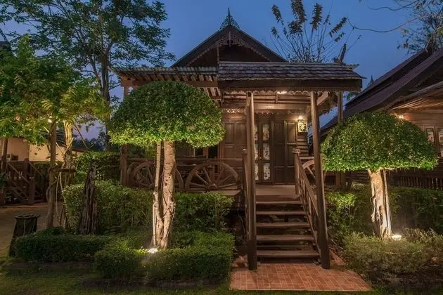 Executive Kır Evi