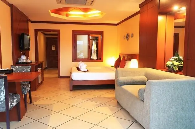 Deluxe Tek Büyük veya İki Ayrı Yataklı Oda, Deniz Manzaralı
