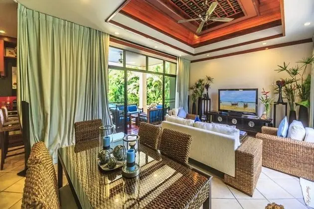 Elite Villa, 3 Yatak Odası, Kişiye Özel Havuzlu, Havuz Manzaralı