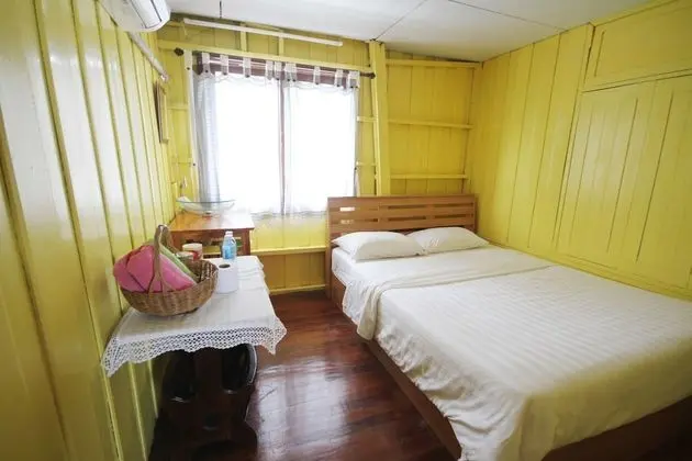 Standard Room with Private External Bathroom