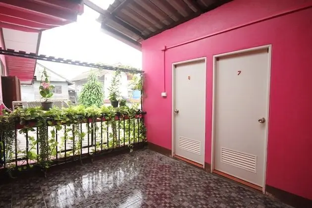 Standard Room with Private External Bathroom