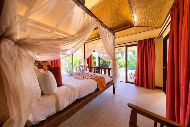 3 Bedrooms Private Pool Villa
