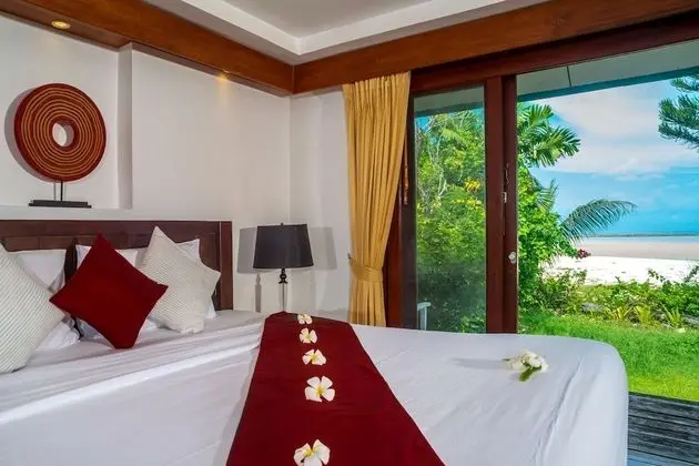 Baan Chaai Haat (3 Bedroom)