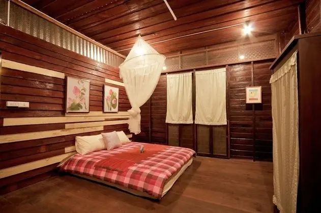 Double Room, Air Conditioned