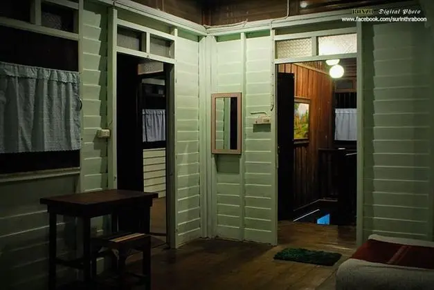 Double Room, Air Conditioned