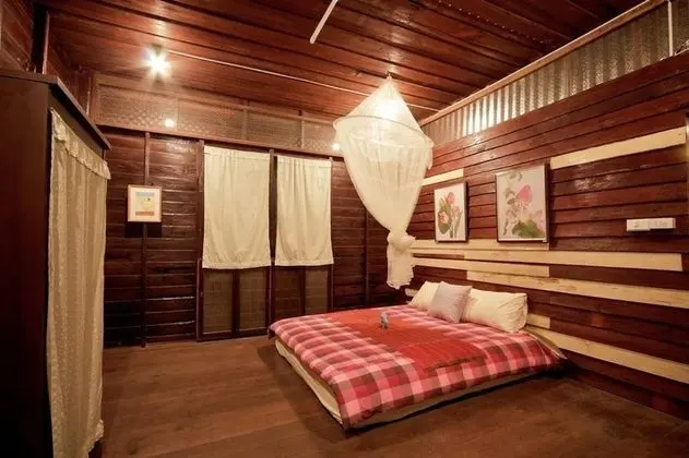 Double Room, Air Conditioned