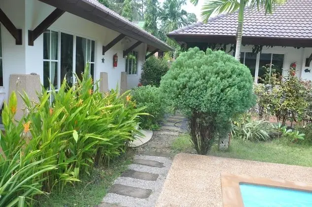 Cozy Cottage H (water supply and electricity not included)