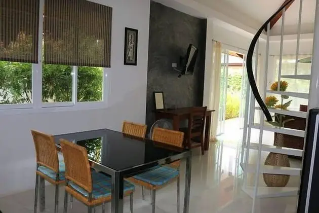 Cozy Cottage H (water supply and electricity not included)