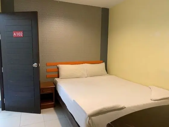 Standard Room No Window