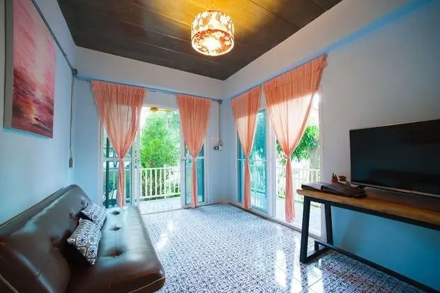 Family Room - 4 Adults