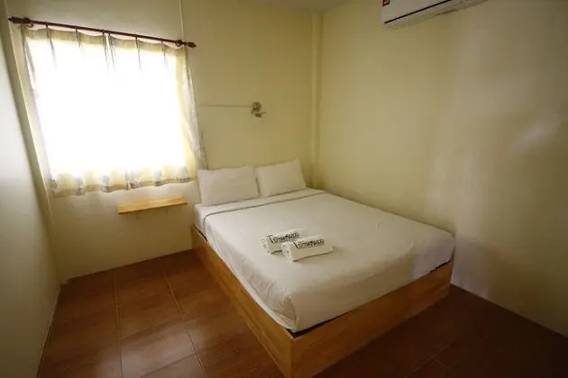2 Bedroom