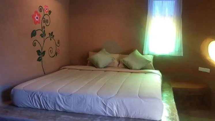 Baan Din
