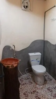 Baan Din